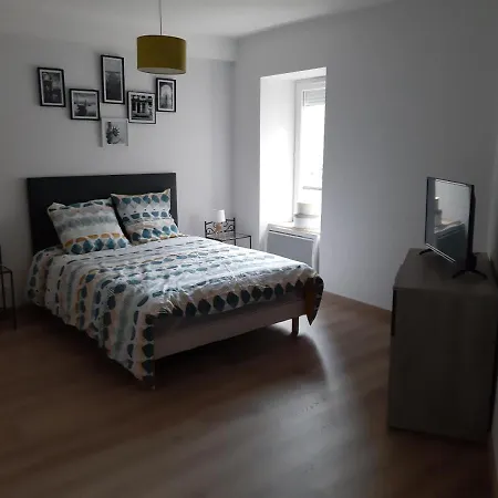 Rouge Apartment Saint-Antheme